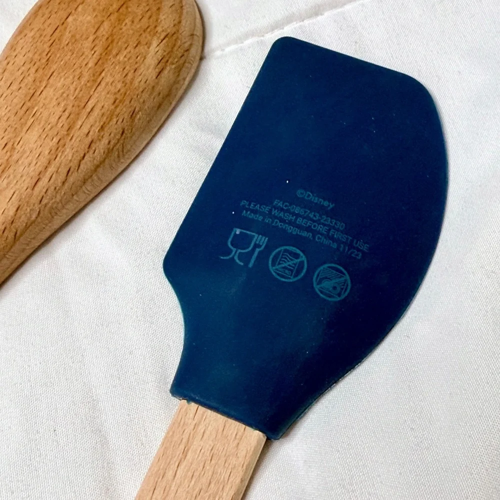 Tiana’s Bayou Adventure Spatula & Spoon Set Disney World‎ Cast Member Exclusive